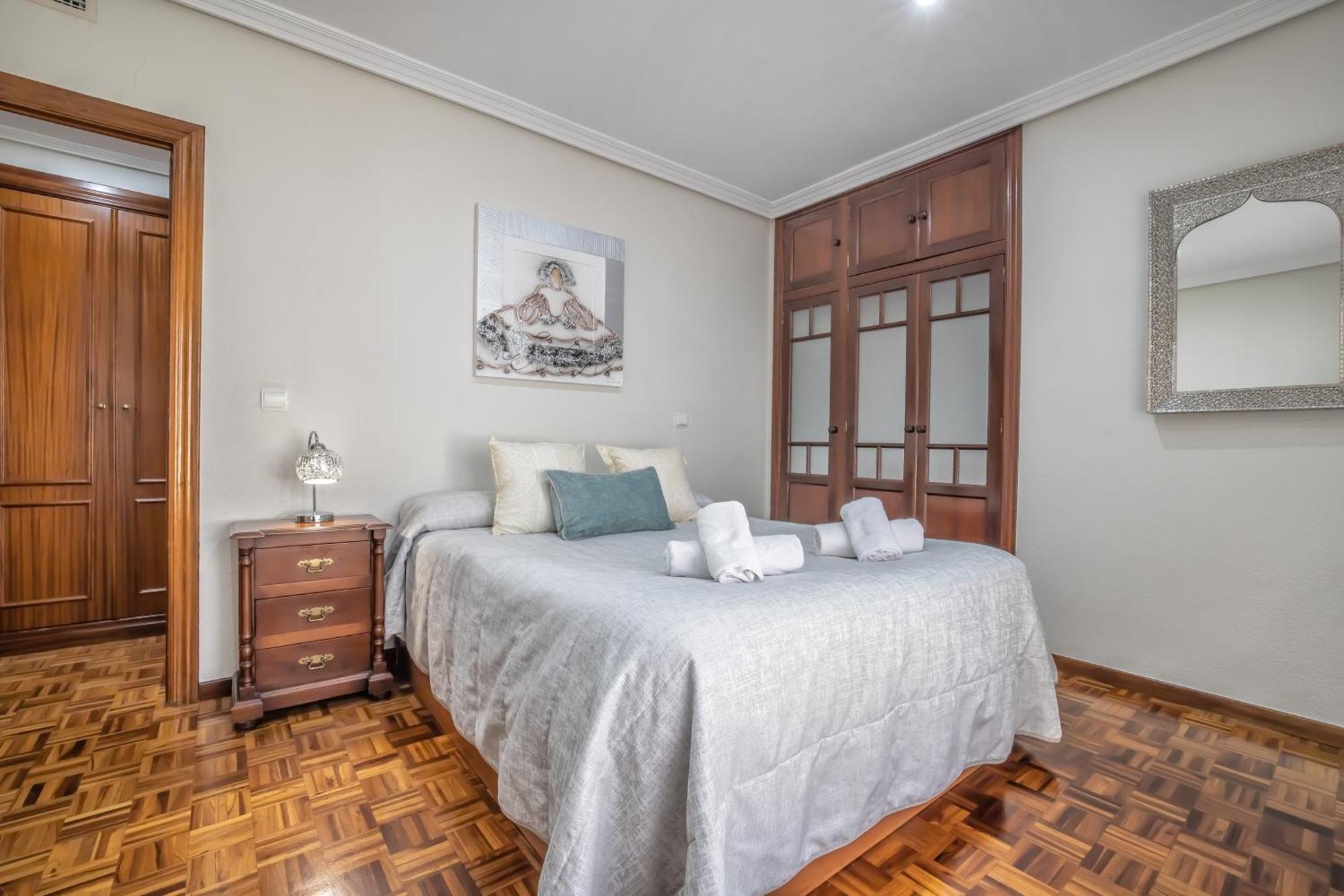 Apartamento Esmeralda & Centro & Parking Cordoba Luaran gambar